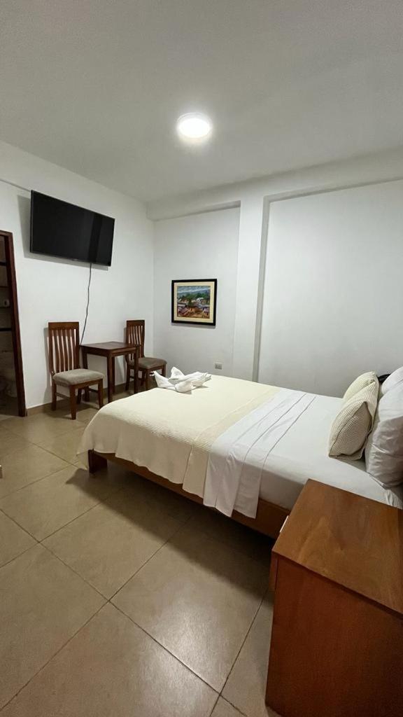 Fitzcarrald Hotel Iquitos Exterior photo