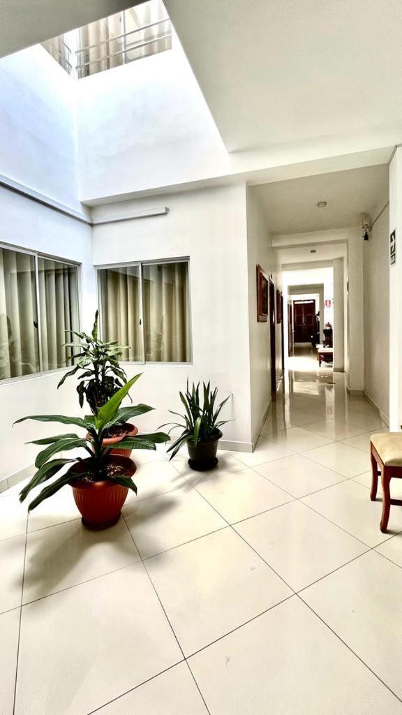 Fitzcarrald Hotel Iquitos Exterior photo