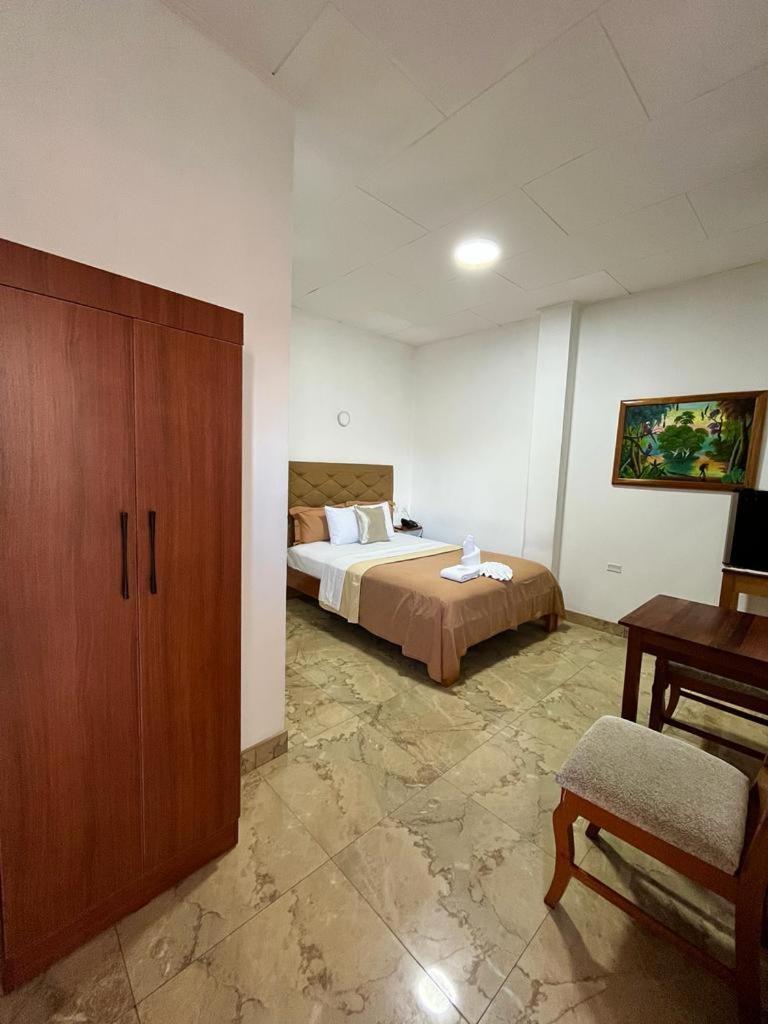 Fitzcarrald Hotel Iquitos Exterior photo